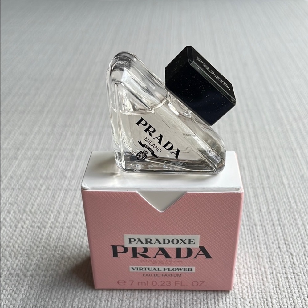 🌸 Prada Paradoxe virtual flower Travel Size Dabber - Picture 1 of 5
